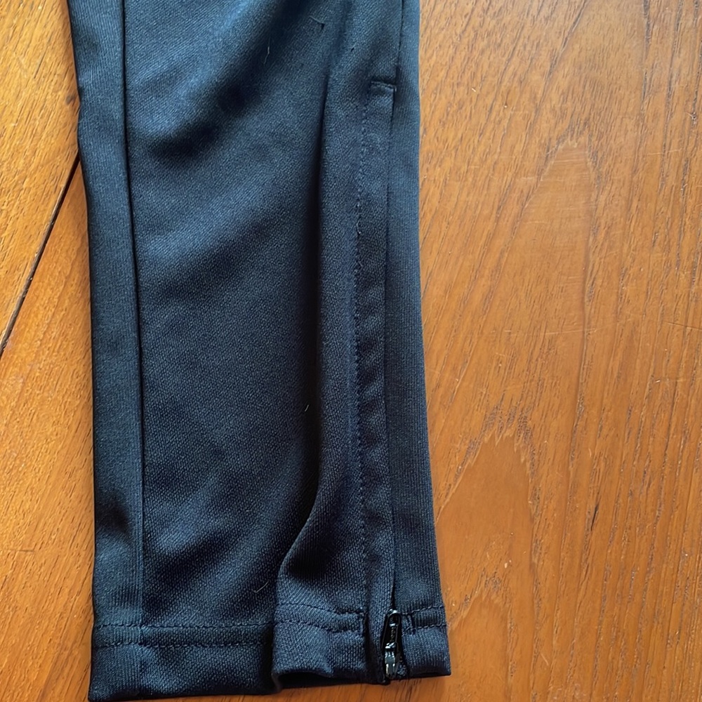 Adidas pants size small - Picture 6 of 10